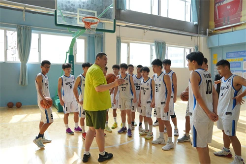 如何借助专业篮球教练提升个人声誉_2